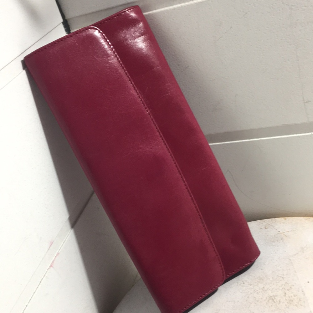 Hobo international fuchsia pink leather clutch wallet